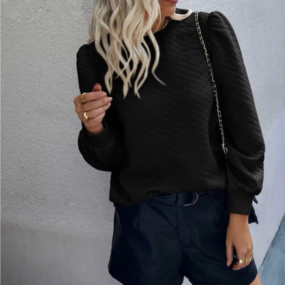 Bishop Sleeve Long Sleeve T/sweatshirt